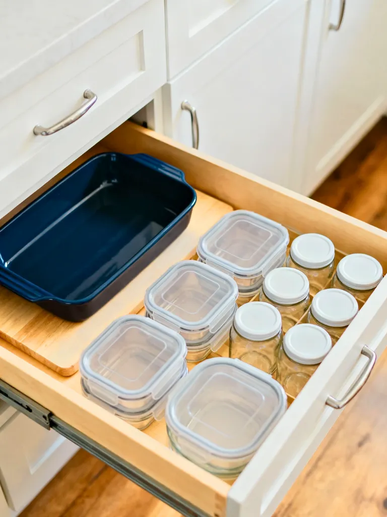 Perfectly Organize Your Food Containers